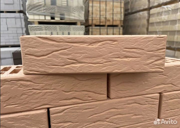 Кирпич лицевой пустотелый