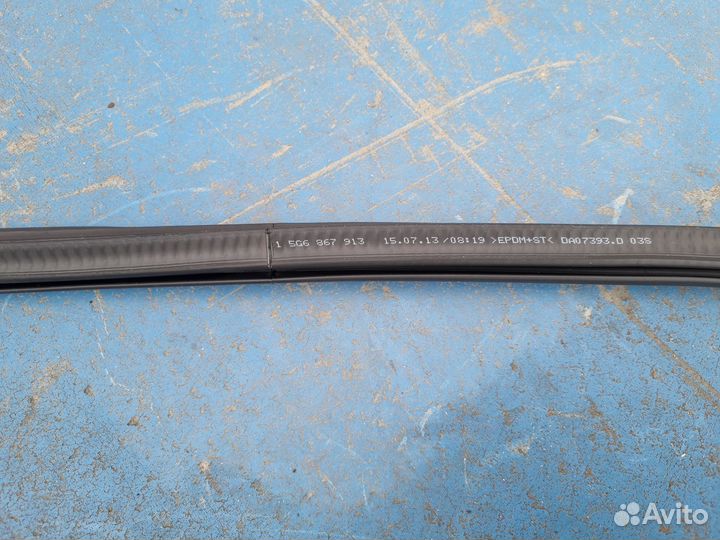 Уплотнитель проема задний левый volkswagen golf 7