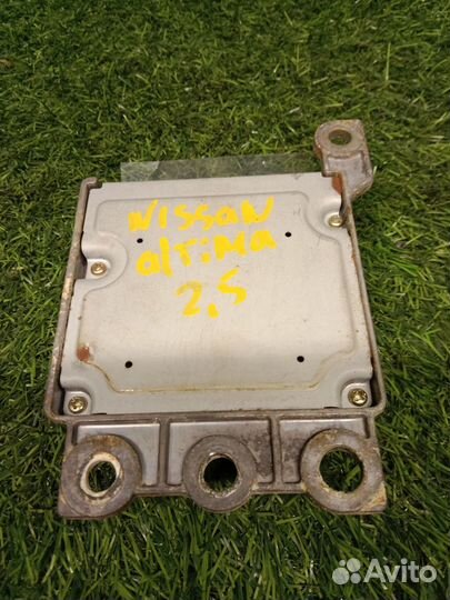 Блок управления airbag для Nissan Altima