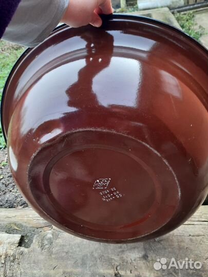 Эмалированая миска