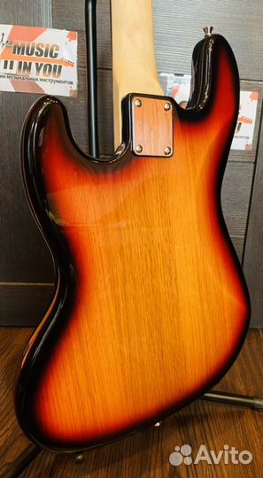 Бас Гитара + Чехол + Медиаторы