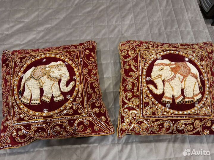 Декоративные подушки. Слон