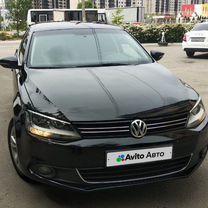 Volkswagen Jetta 1.4 AMT, 2013, 190 000 км, с пробегом, цена 860 000 руб.