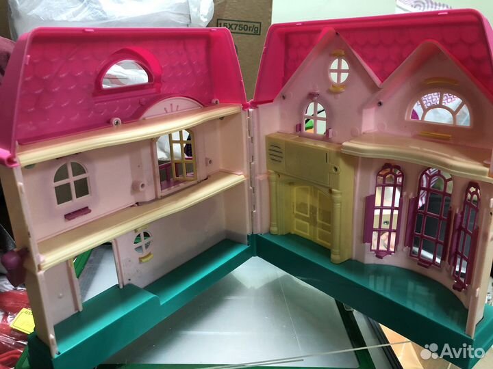 Домик кукольный