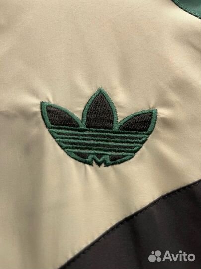 Спортивный костюм adidas