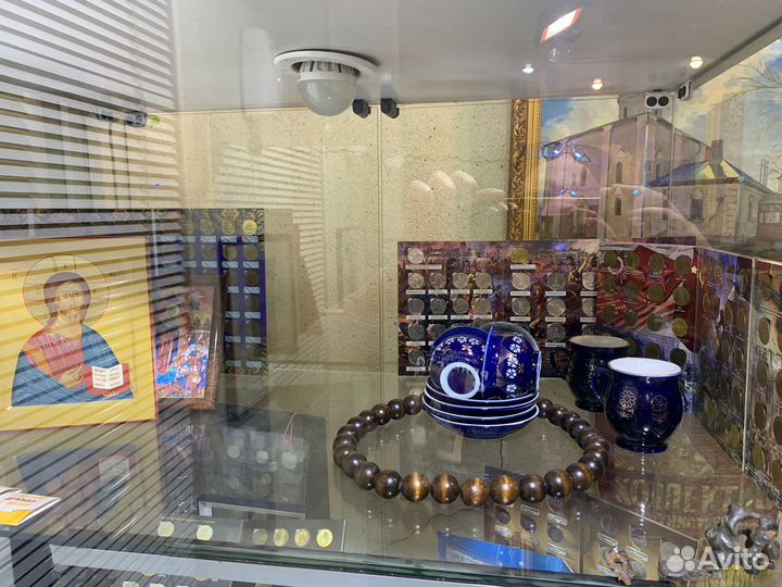 1,2,5,10,25 рублей юбилейные полными альбомами