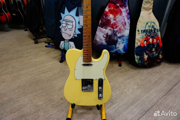 Электрогитара / Комплектом