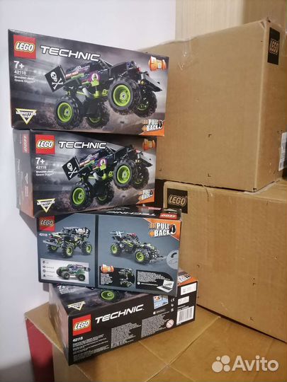 Lego Technic 42118, имеется несколько