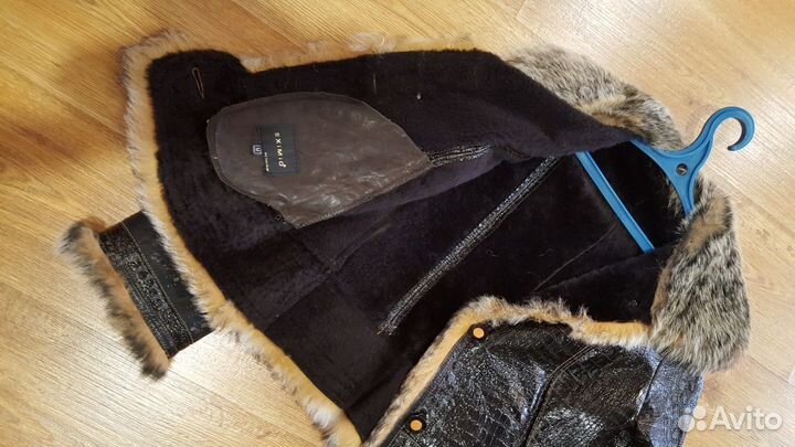Продаётся куртка дубленка