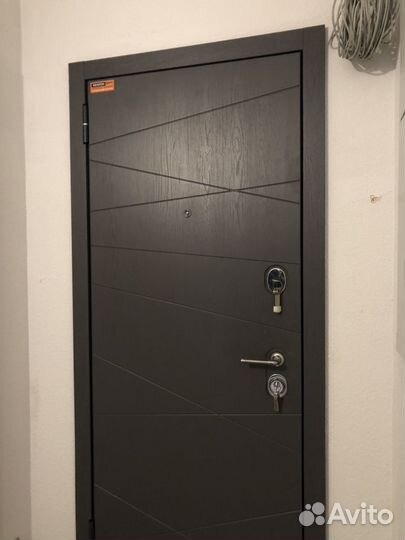 Бульдорс Standart70 графит мат/белый, дуб коньяк