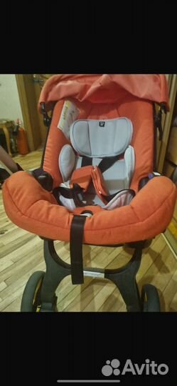 Коляска-автокресло пепеноска doona с Базой isofix