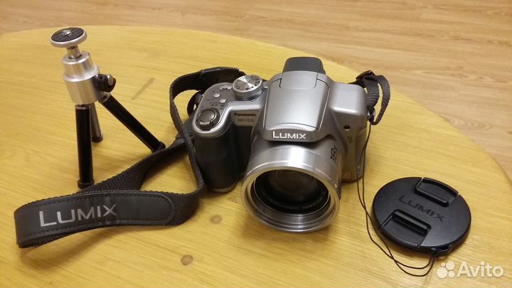 Цифровая фотокамера Panasonic Lumix DMC-FZ28
