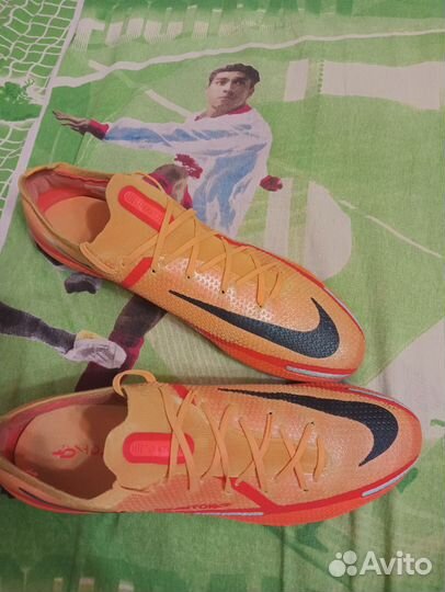 Бутсы nike phantom gt