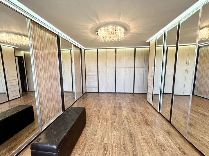 4-к. квартира, 123 м², 3/5 эт.