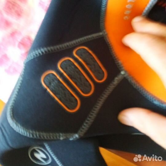 Гидрокостюм женский новый