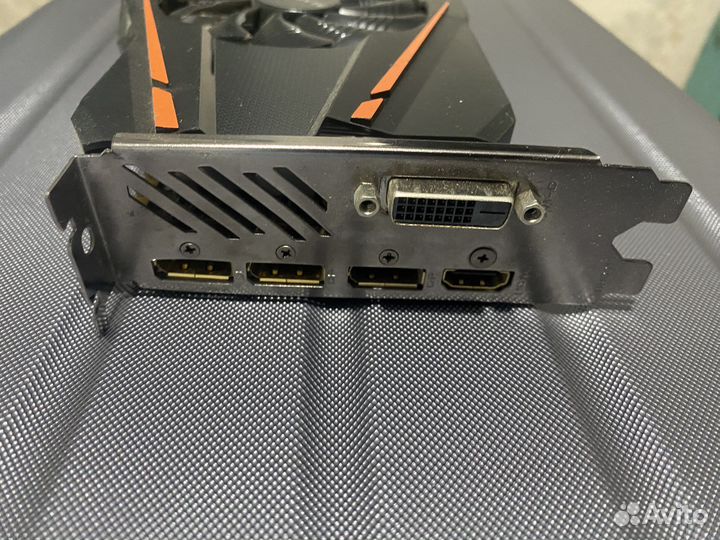 Видеокарта Gigabyte GTX 1070 8Gb Windforce OC