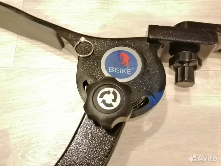Штатив Beike