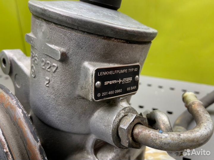 Насос гур Mercedes-Benz 190E W201 OM601 2.0D 1992