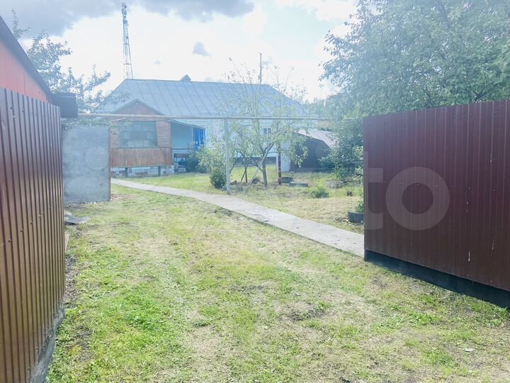 Дом 63,9 м² на участке 50 сот.