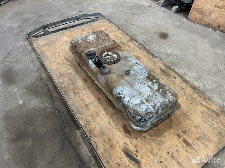 Бензобак в сборе УАЗ Фермер Буханка 39094 3303