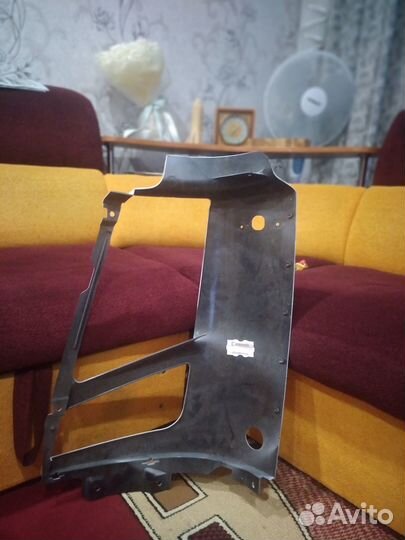 Рамка фары volvo FM FH правая