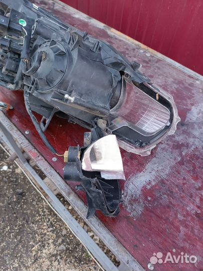 Фара передняя левая Mitsubishi lancer 10