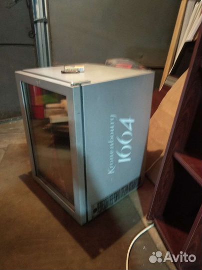 Холодильник барный