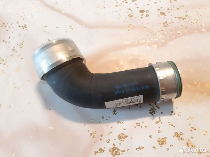 VAG патрубок интеркулера Volkswagen T5