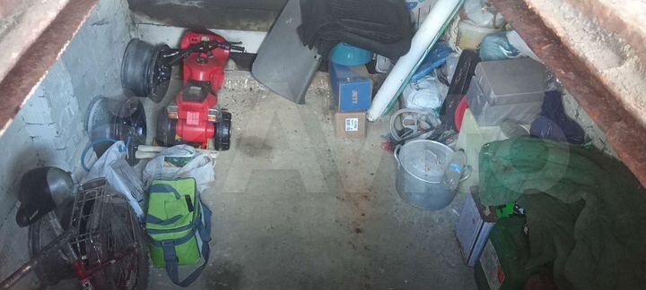 Гараж, > 30 м²