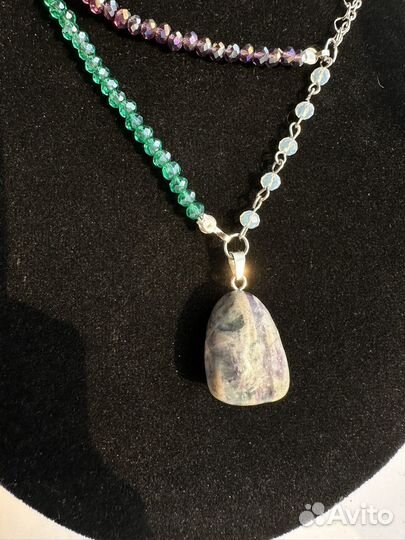 Ожерелье с натуральным камнем