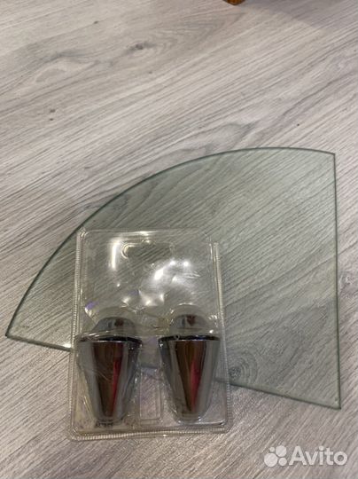 Угловая полка для ванной