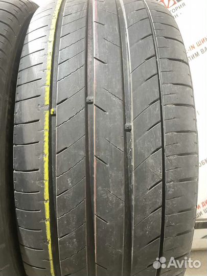 Kumho Ecsta HS52 245/45 R18 100W