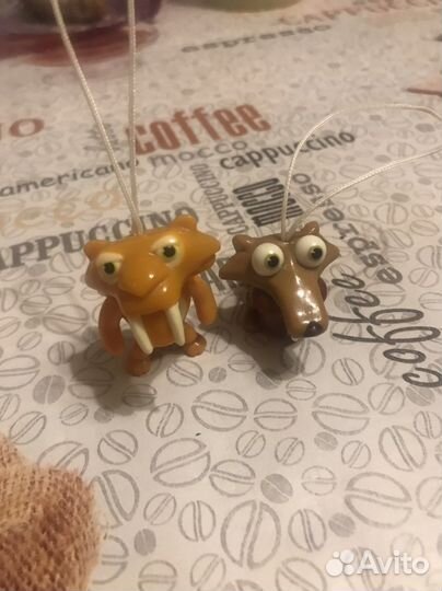 Игрушки из киндер сюрприза