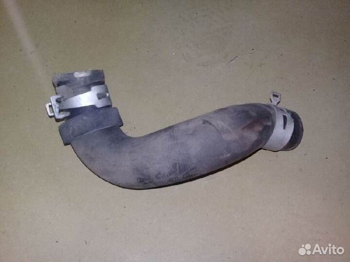 Патрубок охлаждения (радиатора) 16572-0H060нижний