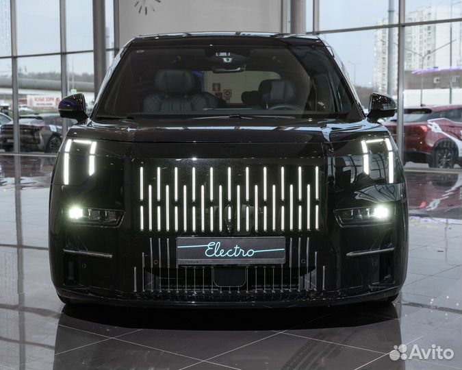 Zeekr 009 544 л.с. AT, 2024