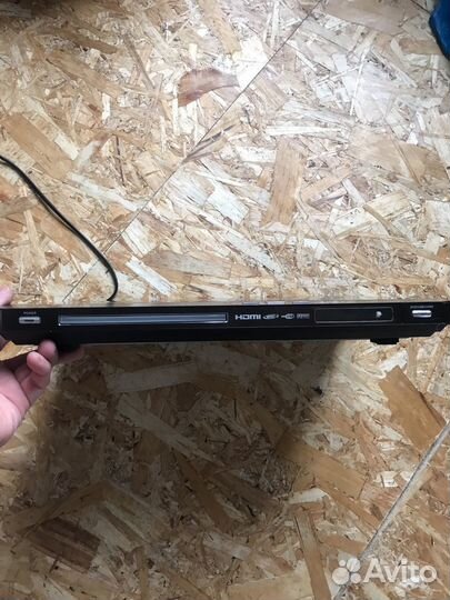 DVD плеер с караоке shivaki DVD-823