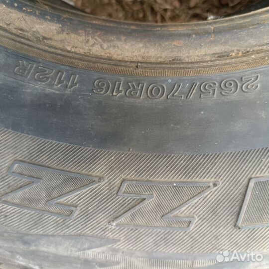 Bridgestone Blizzak DM-V1 265/70 R16 25P