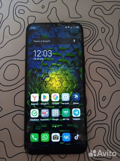 TECNO Spark 8C, 4/64 ГБ