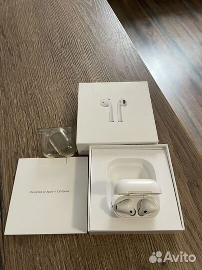 Наушники Apple Airpods