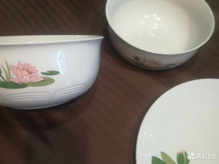 Продам Столовый сервиз Лотос GDR