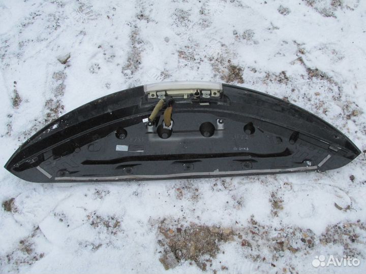 Спойлер в цвет Nissan Leaf Ze0,Aze0 в наличии