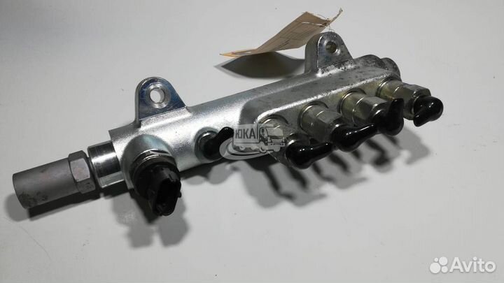 Рампа топливная 4M50 fuso canter Евро3