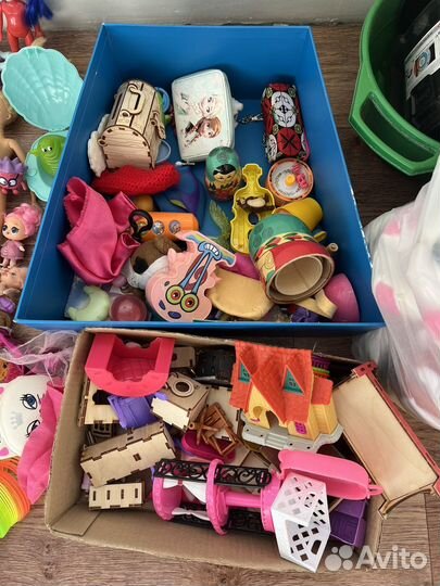 Детские игрушки