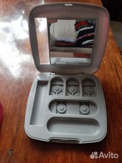 Коробочка для теней Мэри Кэй