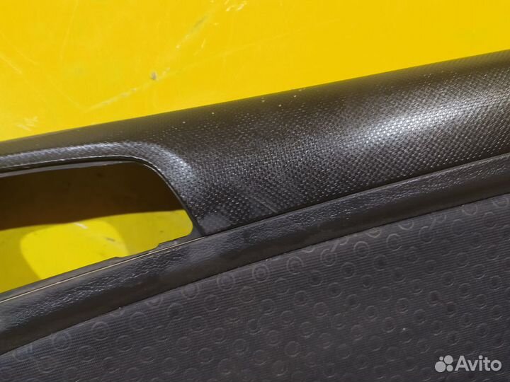 Обшивка двери передняя правая Hyundai Solaris