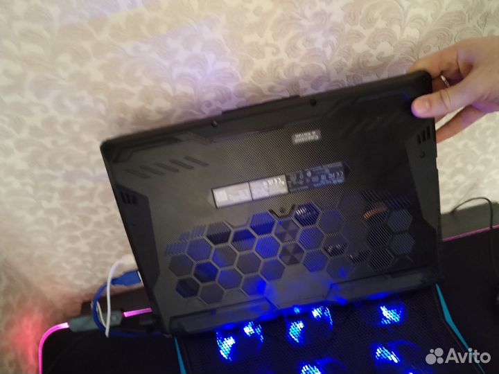 Продам ноутбук Asus игровой