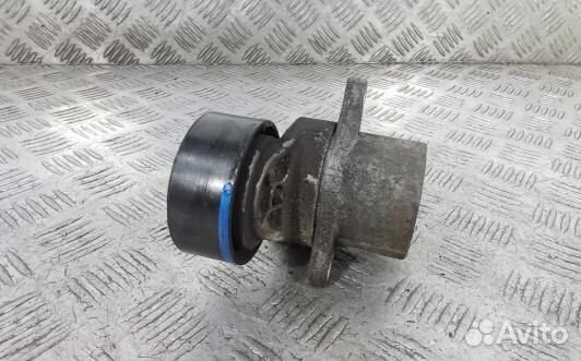 Механизм натяжения ремня (цепи) дизельный mercedes