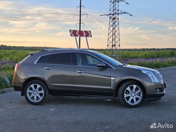 Cadillac SRX 3.0 AT, 2014, 80 000 км