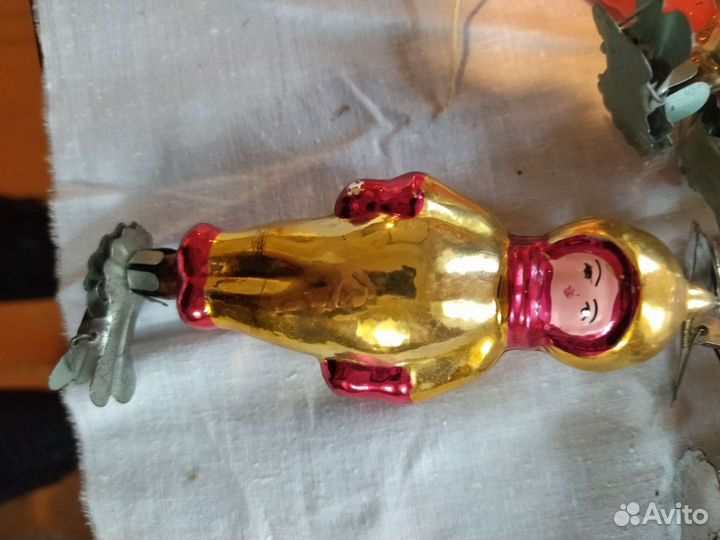 Игрушка елочная Космонавт