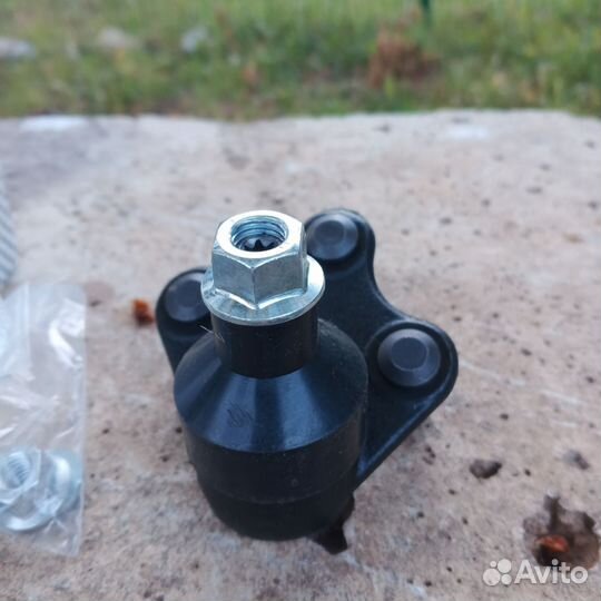 Шаровая опора шкода рапид